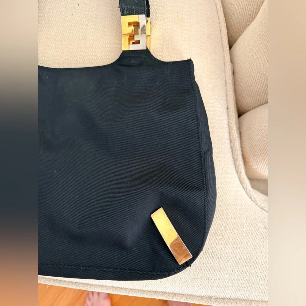 Fendi Vintage Lizard-Trimmed Shoulder Bag - Picture 2 of 13